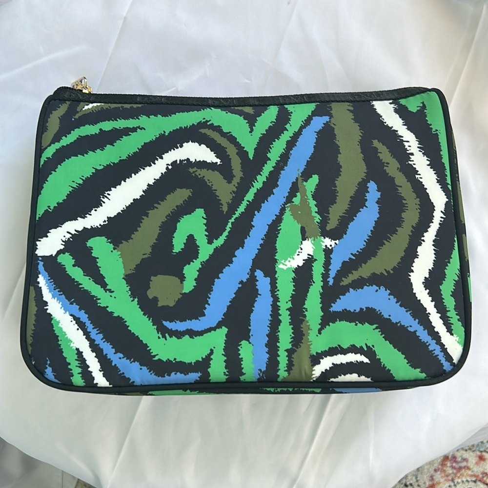 Diane von Furstenberg x Target zipper pouch cosmetic bag NWOT DVF